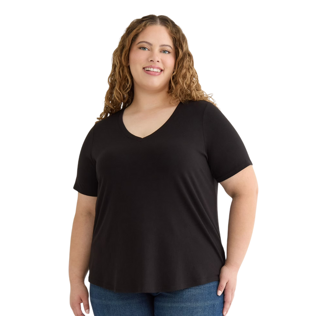 Terra & Sky™ Women’s Plus Short Sleeve V-Neck Tee