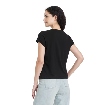 Universal Threads™ Women's Short Sleeve Crewneck